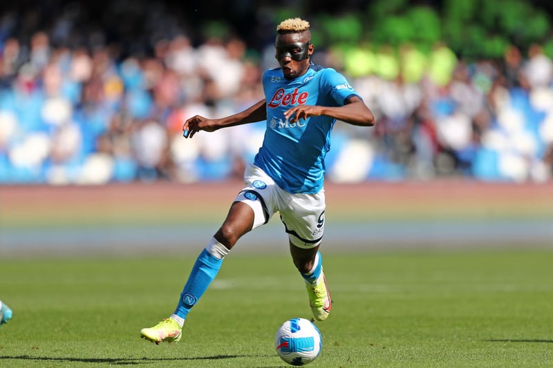 Manchester United are among the front-runners to sign Napoli striker Victor Osimhen, with the striker valued at around £85m. (Sport Mediaset)