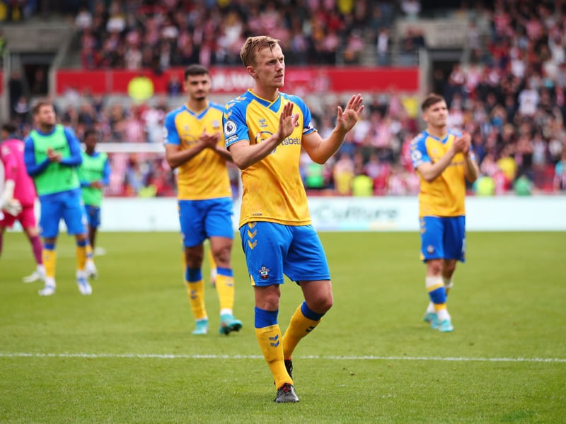 West Ham manager David Moyes wants to sign Southampton midfielder James Ward-Prowse. (The Sun)