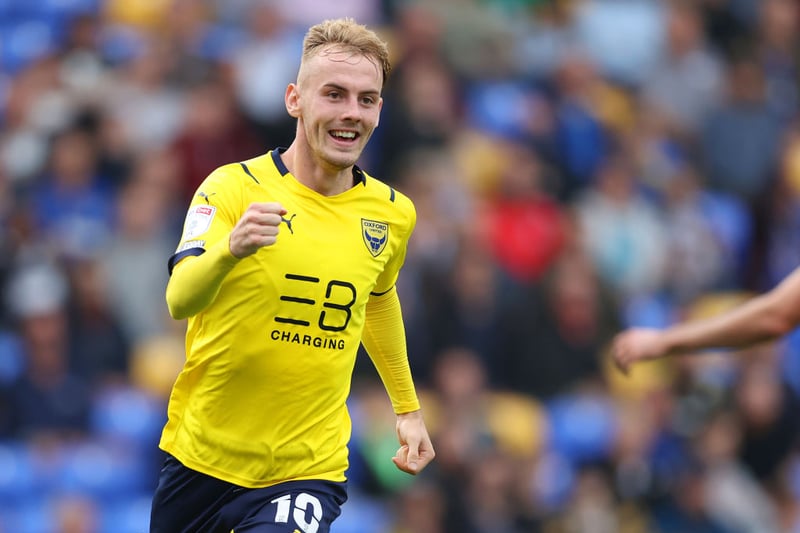 Bristol City are poised to complete the signing of Oxford United’s Mark Sykes, with a medical set to take place today. (Football Insider)