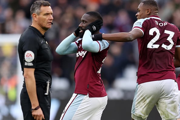 West Ham are reportedly willing to sell Issa Diop and Arthur Masuaku this summer and are eager to replace them with Man City's Nathan Ake and AZ Alkmaar's Owen Wijndal. The pair have made 13 Premier League appearances each this season. (EXWHUemployee)