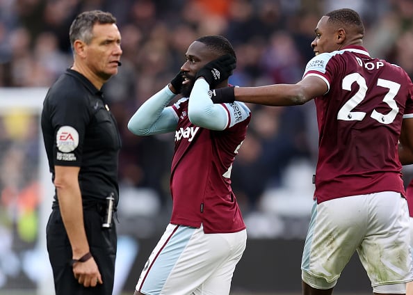 West Ham are reportedly willing to sell Issa Diop and Arthur Masuaku this summer and are eager to replace them with Man City's Nathan Ake and AZ Alkmaar's Owen Wijndal. The pair have made 13 Premier League appearances each this season. (EXWHUemployee)