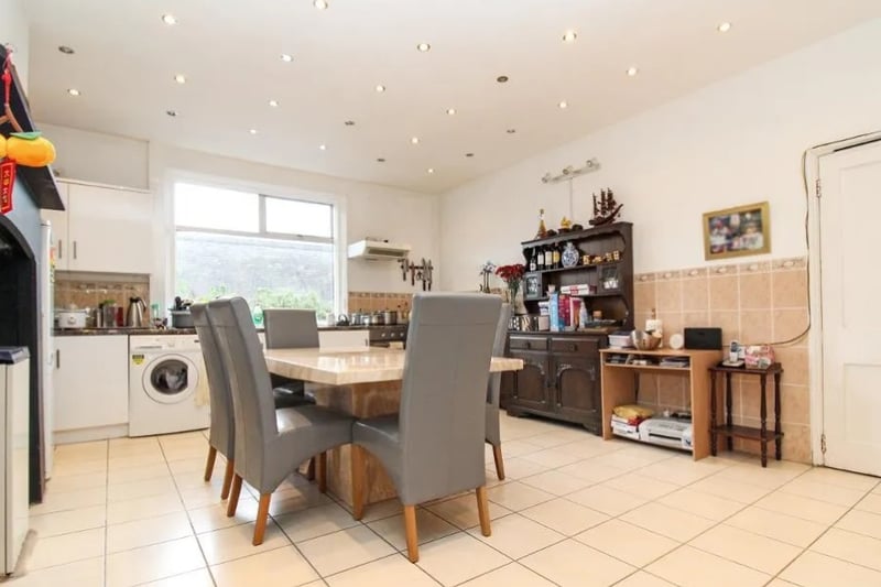 The house has a large kitchen-dining room, ideal for family dinner time (image: Zoopla)