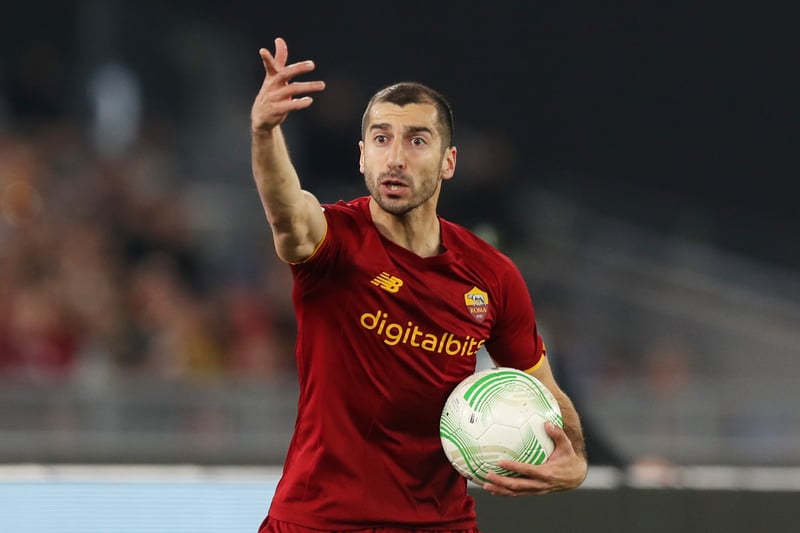 Tottenham Hotspur and Aston Villa have expressed interest in signing Roma's Henrikh Mkhitaryan, with the attacker's deal expiring in June. The 33-year-old has five goals and six assists in Serie A this season. (La Gazetta dello Sport)