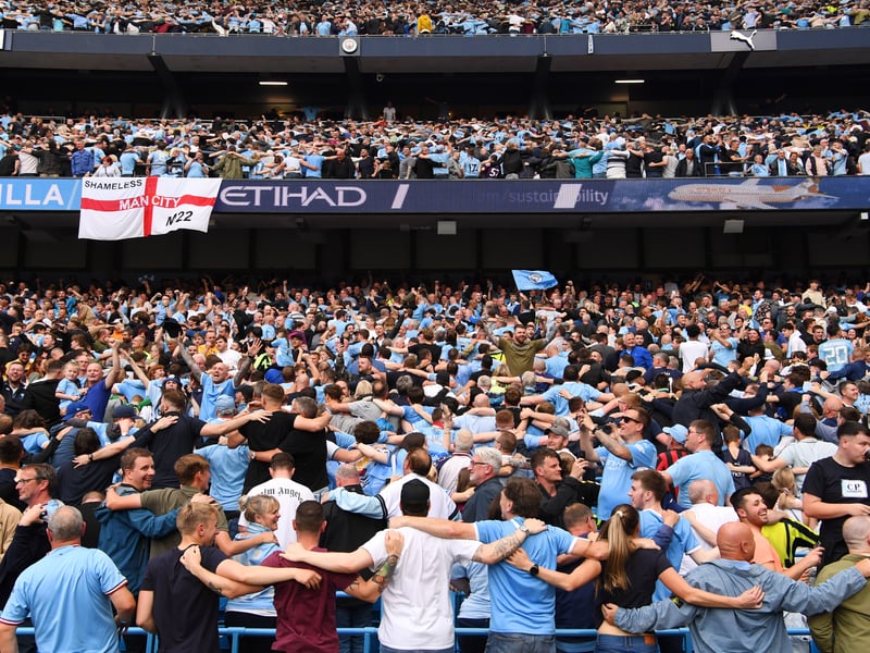 Average attendance: 53,152