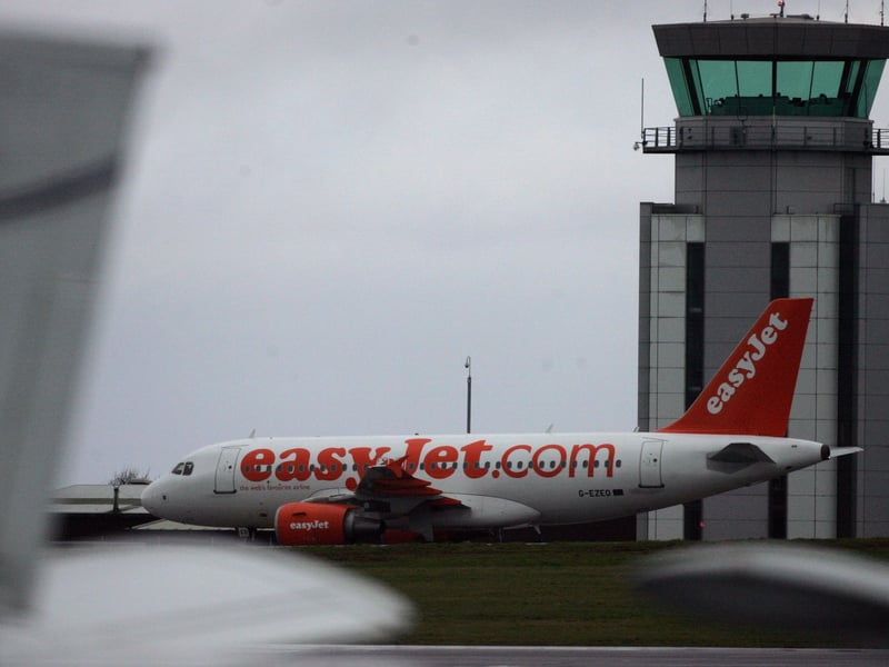 Bristol International Airport has average delays of 20 minutes and 24 seconds.