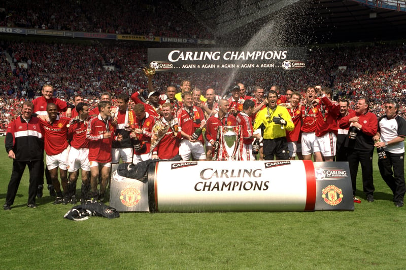 United lifted the title for a second consecutive season in 2000 with 91 points.