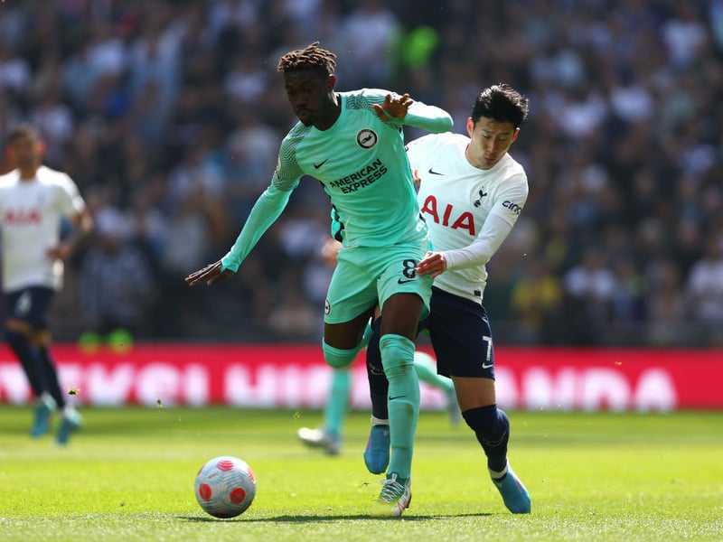 Arsenal have maintained contact over a potential summer move for Yves Bissouma, but Aston Villa lead the race to secure a £30m deal for the midfielder. (90min)