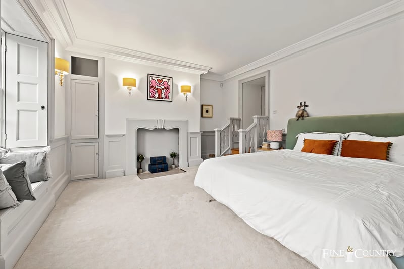 The bedrooms are beautifully decorated with Georgian sash windows and panelling.
