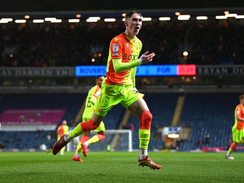 Leeds United reportedly face competition from Leicester City for Manchester United's James Garner. The midfielder has enjoyed a successful campaign on loan with Nottingham Forest. (Mirror)