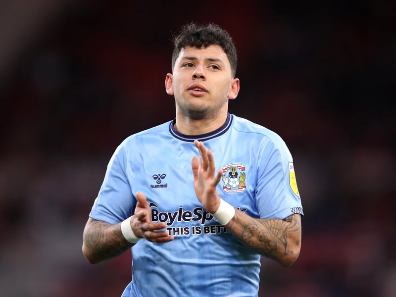 Brighton are understood to be keeping tabs on Coventry City talisman Gustavo Hamer as a potential replacement for in demand midfielder Yves Bissouma (Sussex Live)