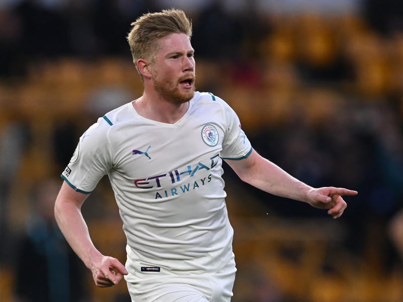 It’s no surprise to see the Belgian in this team given that he notched 15 goals and eight assists during the 2021-22 Premier League season. His score of 83.10 make him far and away the best performing midfielder in the division from a statistical perspective. He made the most key passes per 90 minutes of any player and leads the way for expected assists and shot creating actions. Simply put, he’s one of the best around.