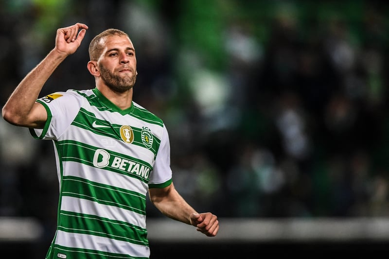 The former Leicester City and Newcastle United attacker Islam Slimani is being eyed up by newly promoted side Nottingham Forest after Keinan Davis’ return to Aston Villa leaves a vacancy in the side. The Algerian international currently plays for Sporting Lisbon. (Record, Sport Witness)