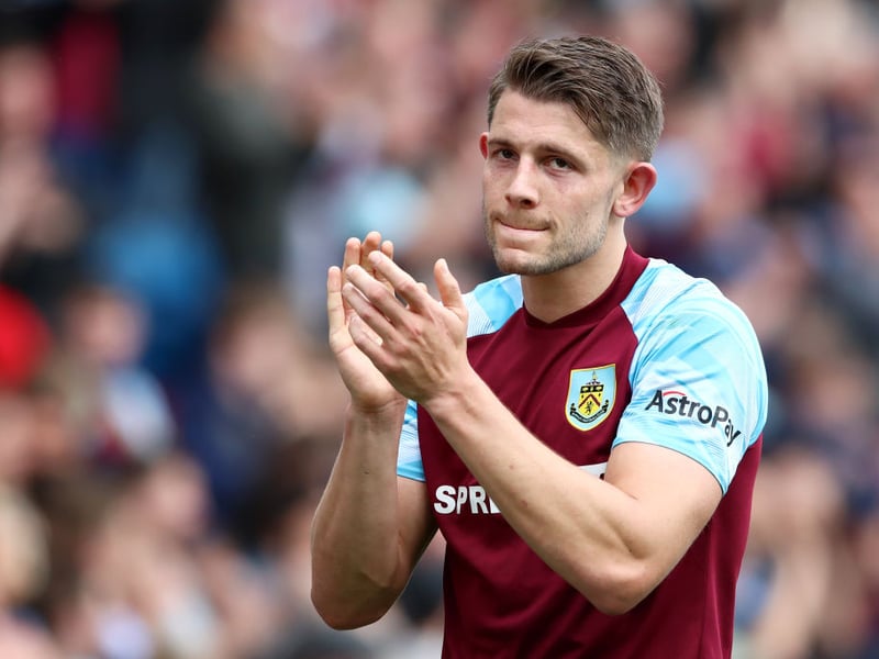 Everton and Newcastle United are the ‘most likely’ destinations for out-of-contract Burnley defender James Tarkowski. (Mirror)