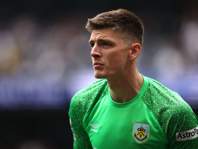 Newcastle United are exploring a move for Burnley goalkeeper Nick Pope (Daily Mail)
