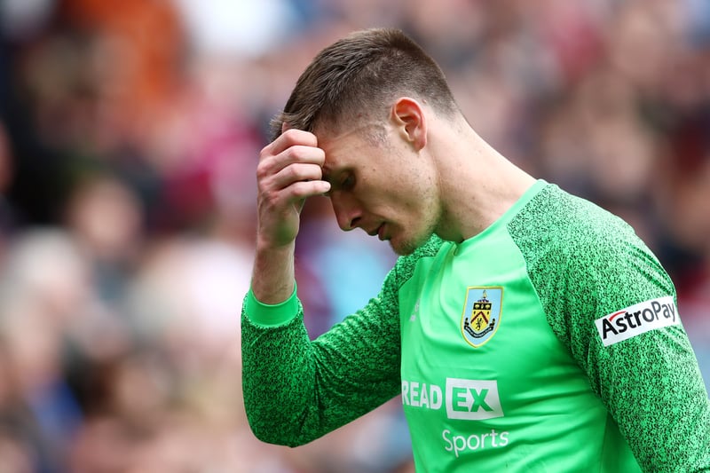 Nottingham Forest are keen on signing Burnley goalkeeper Nick Pope this summer. The 30-year-old is valued at £40 million by the Clarets. (Lancashire Telegraph)
