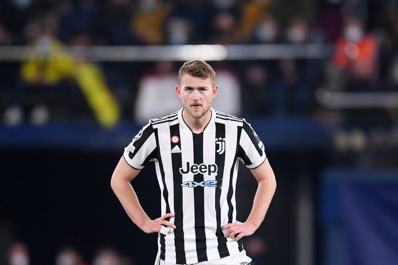 Chelsea seems a much more likely destination for the Juventus defender given his hefty price tag.