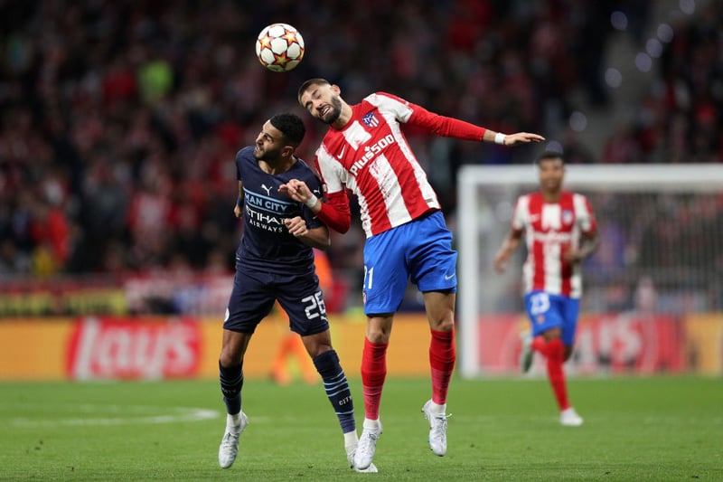 Newcastle United are willing to pay the £51.2m needed to activate the release clause of Atletico Madrid winger Yannick Carrasco. (AS)