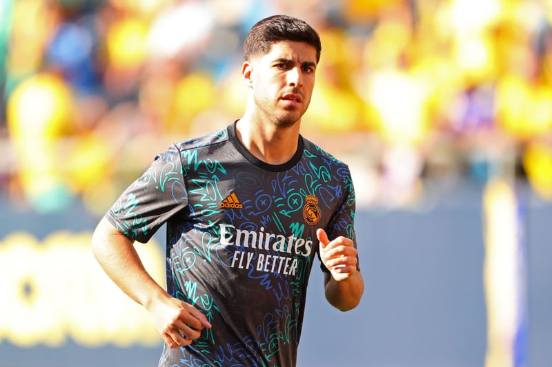 Marco Asensio is keen to renew his contract at Real Madrid - but a dispute over his wages could open the door to the Spaniard leaving for Arsenal (Mirror)