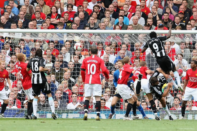 What would be a traumatic season got underway with a 1-1 draw at reigning Premier League champions Manchester United.  Obafemi Martins put Kevin Keegan’s Magpies ahead before Darren Fletcher’s equaliser ensured the spoils were shared.