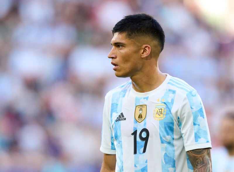 Newcastle United have entered the race to sign Argentina attacker Joaquin Correa, who Inter Milan are looking to sell this summer. (CalcioMercato)