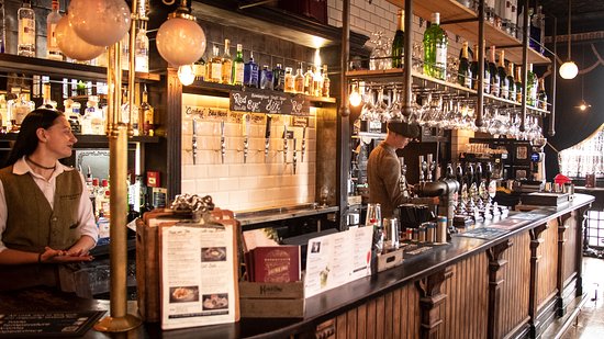 The Bull’s Head is the third best rated bar in Birmingham with four and a half stars from 103 reviews. Reviewer June M said : “Went with family and friends for a meal and drinks. We were made to feel very welcome and the service was fantastic”