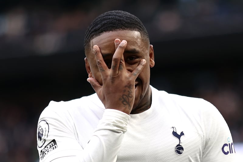 Brighton & Hove Albion are reportedly eager to sign Tottenham Hotspur's wantaway star, Steven Bergwijn. The Dutchman is looking to leave the North London club, two years after his £26.7 million move from PSV. (MARCA)
