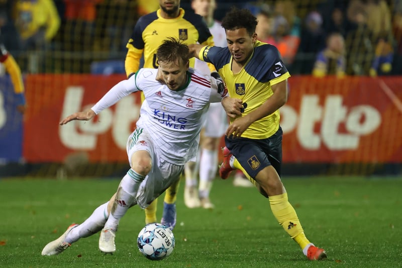 Huddersfield Town are the latest club to express interest in Matthew Sorinola, who plays for Belgian club Royale Union Saint-Gilloise. Swansea and Norwich City are also targeting the full-back. (Football League World)