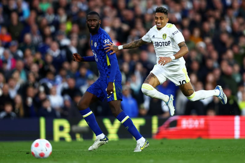 Leeds United star Raphinha is ‘very close’ to sealing a switch to Arsenal and is hoping to push through a move this week. (Goal)