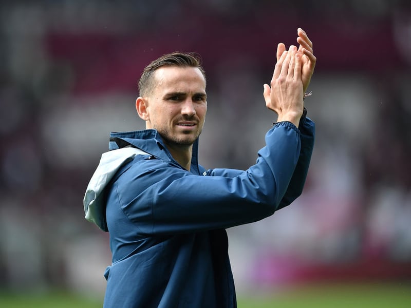 Arsenal and Newcastle United lead Manchester United in the race for Napoli star Fabian Ruiz (Corriere dello Sport)
