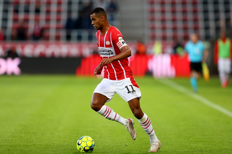 Leeds United are looking at signing PSV Eindhoven’s Netherlands winger Cody Gakpo this summer as a potential replacement for Raphinha who is closing in on a move to Arsenal (Foot Mercato)
