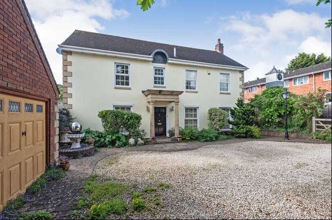 At £550,000 this four bedroom house has two reception rooms, a master en-suite and a dressing room