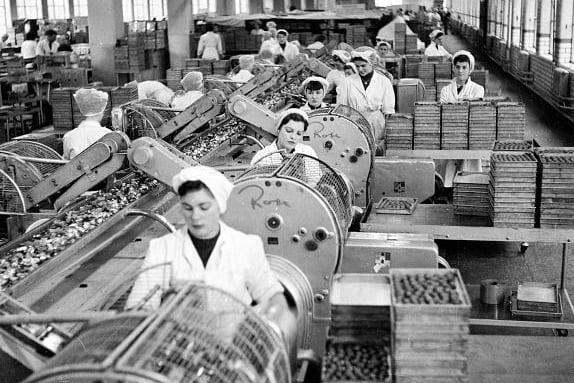 Some of the 4,300 women employed by Cadbury working at the factory in Bournville. 