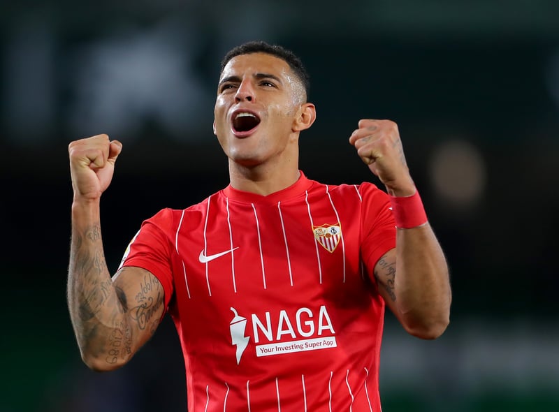 Diego Carlos’ move to Aston Villa came as a surprise to many after being linked with a number of top clubs. A £26m deal for the 29-year-old could be a risk for Steven Gerrard’s side given his age.