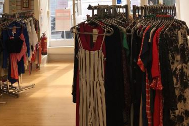 This shop on Nun Street is bursting with clothes, accessories and shoes donated from a variety of designer and High Street brands. Many of the items have been styled on mannequins to reveal how they can be worn for any occasion. 