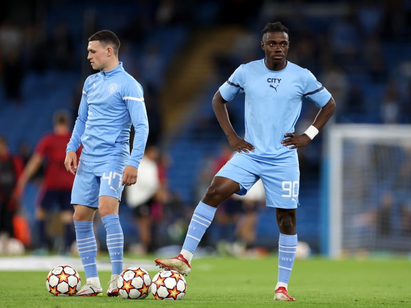Southampton have agreed to pay up to £14m for Manchester City prospect Romeo Lavia. (Daily Mail)