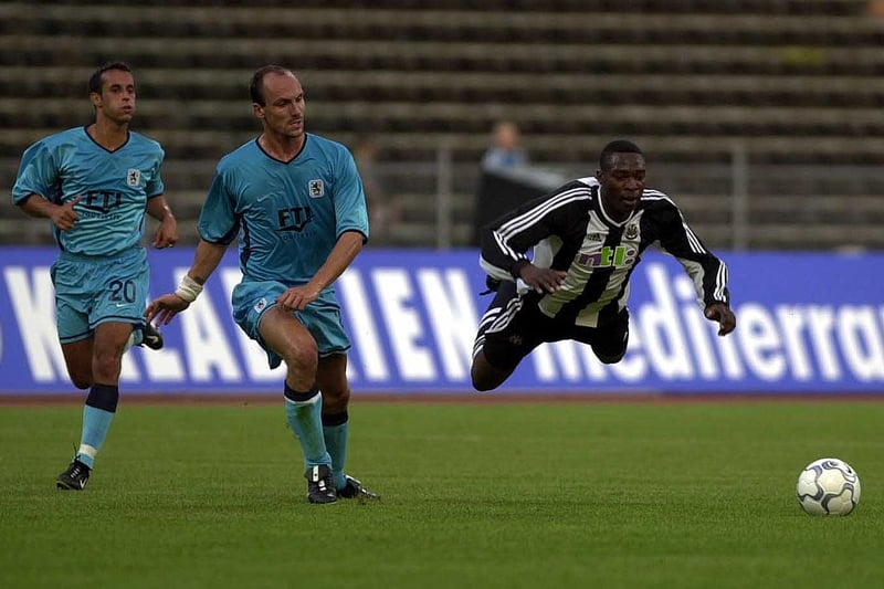 It comes as no secret to anyone that Shola remains at Newcastle United in the role of loan manager, the first of the club’s history. He is now working alongside former teammate Peter Ramage in the role.