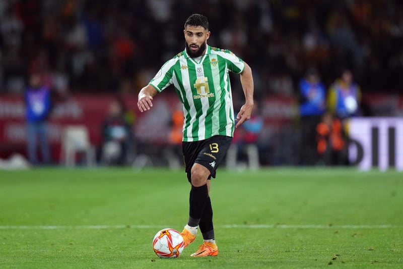 Newcastle United would be willing to try to sign Real Betis midfielder Nabil Fekir this summer. (Fichajes)
