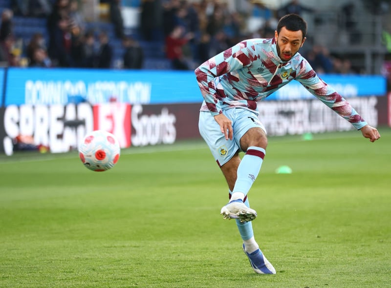 West Ham and Crystal Palace have both approached Burnley over a deal for midfielder Dwight McNeil. (Sky Sports)