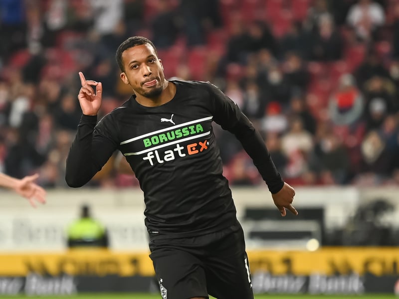 Everton are reportedly keen on signing Borussia Monchengladbach forward Alassane Plea this summer. The 29-year-old's contract expires next year and could be available on the cheap. (L'Equipe)