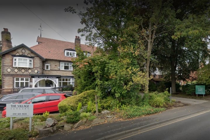This Bramhall surgery was rated as very good by 69% of survey respondents and fairly good by 26%