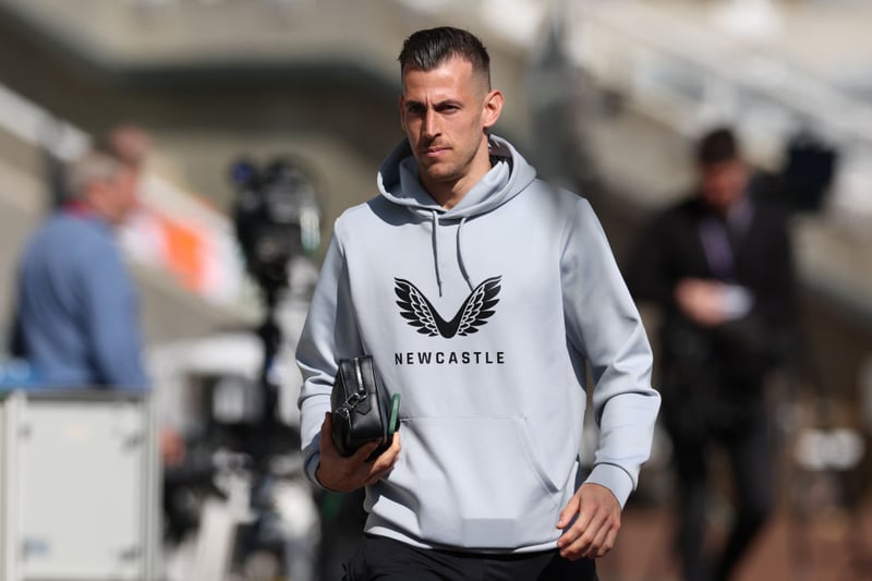 Dubravka, rivalling Nick Pope for the No.1 jersey, missed friendlies against Burnley and Benfica due to a wrist injury. 