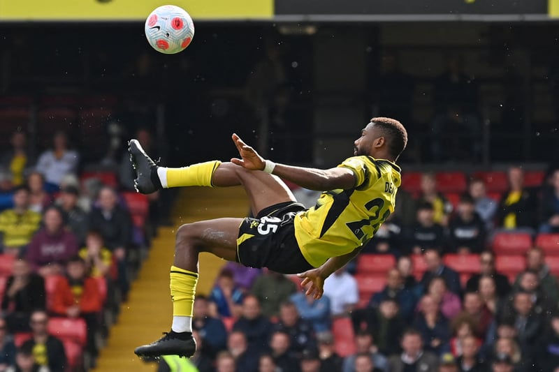 West Ham, Southampton, Everton, and Nottingham Forest are among the clubs to have held discussions with the agent of Watford attacker Emmanuel Dennis. The player is valued at £20m. (Daily Express)