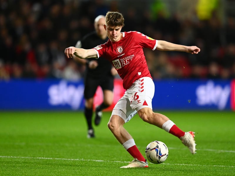 Manchester United had previously been reported to have enquired about the availability of Bristol City midfielder Alex Scott, however it is now believed that that is not true. Everton and Leicester have also been linked with the 18-year-old. (Bristol Live)