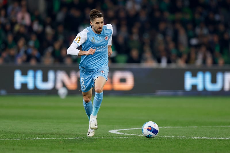 Former Birmingham City and Arsenal defender Carl Jenkinson has joined Newcastle Jets following his release from Nottingham Forest. The 30-year-old spent last season on loan with Melbourne City. (Newcastle Jets)