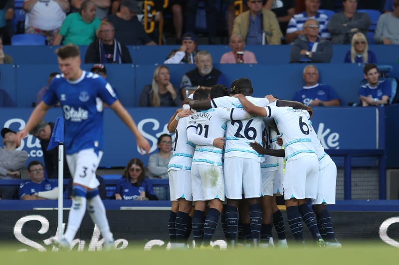A Jorginho penalty in first half injury time clinched an opening day victory at Everton. 