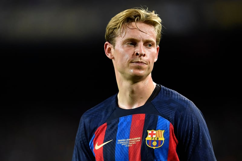 The ongoing transfer sage has taken a fresh turn with Chelsea overtaking United in the betting market as 6/5 favourites for the Dutchman who is also 5/2 to remain at Barcelona with United dropping way behind