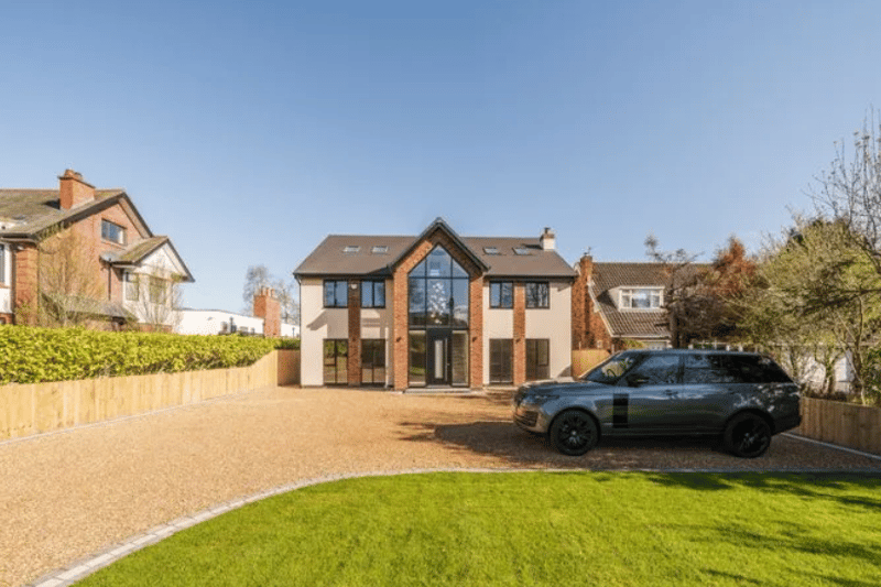 L39, Sefton, covers multiple areas such as Ormskirk, Aughton and Halsall. The featured property is for sale for £1,395,000 and located in Aughton, a popular are for homebuyers. Full property details: https://www.zoopla.co.uk/for-sale/details/61231347/?search_identifier=e5464f56943a97b405db3c82dff3320f
