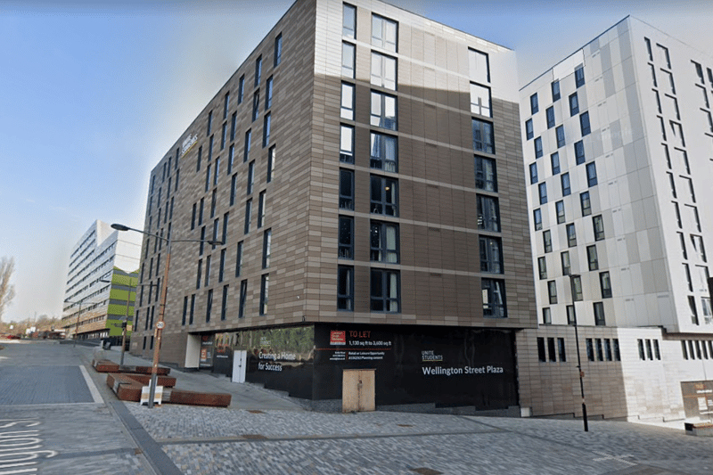 Wellington Street Plaza is a 13 minute walk from the SU, costs from £139 per week and has WiFi in all flats, bike storage, an onsite laundrette, a common room with pool table and CCTV/entryphone.