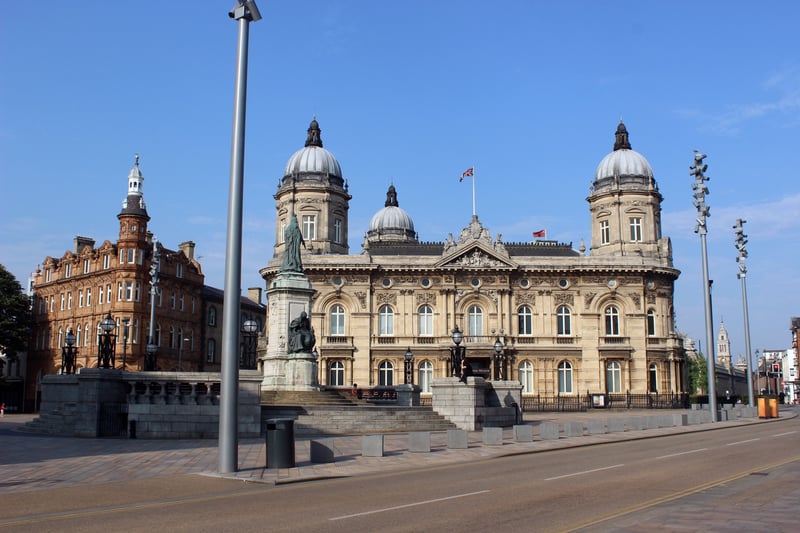 Hull was ranked twelfth. Women live 80 years and men live 75.6 years