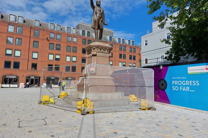 The statue of former British Prime Minister William Gladstone is cordoned off. Credit: Sofia Fedeczko/Manchester World